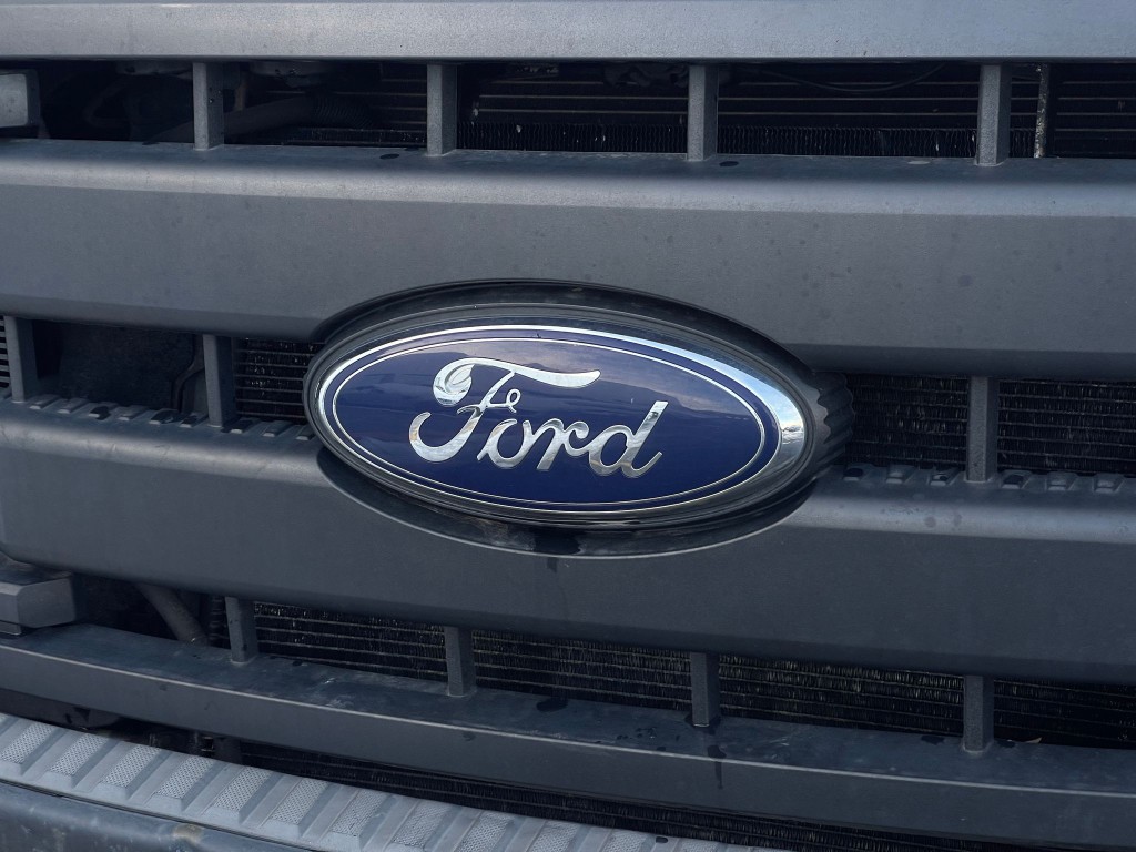 2015 Ford F-350 Image 36