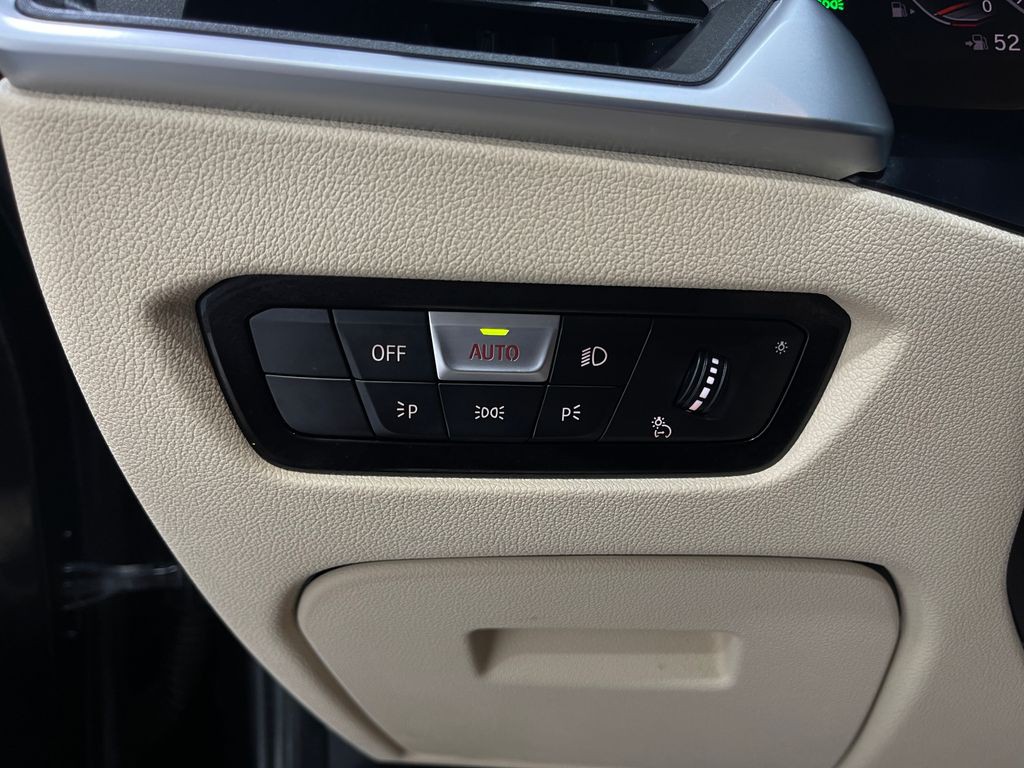 2020 BMW 3 Series Image 20