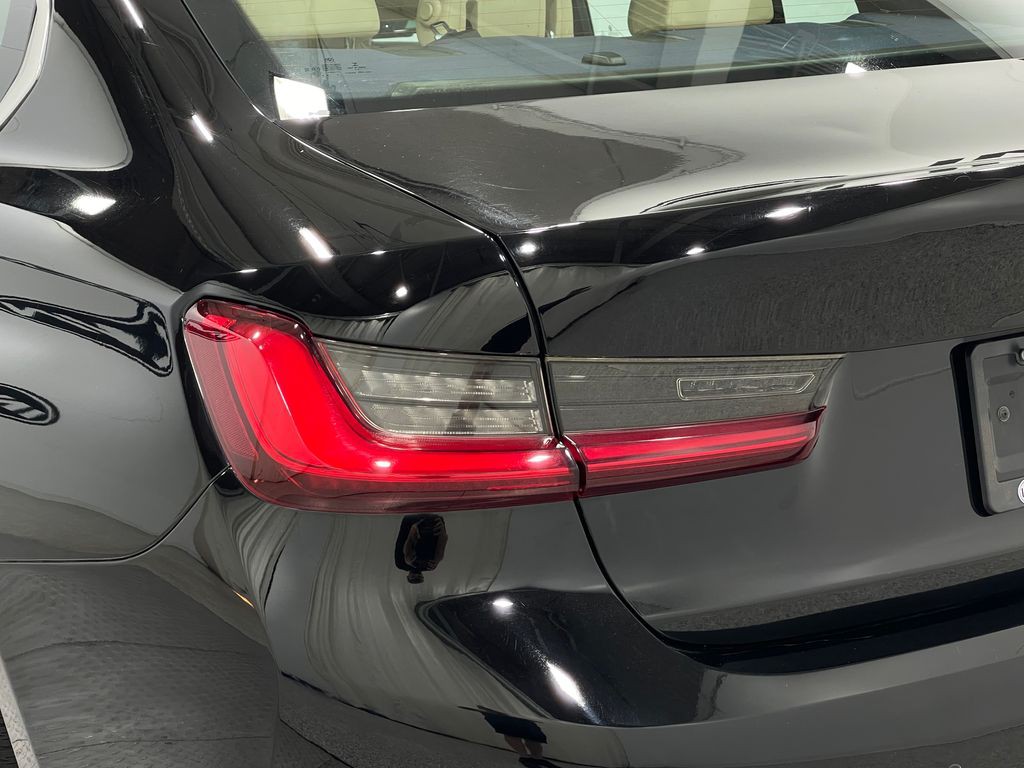 2020 BMW 3 Series Image 33