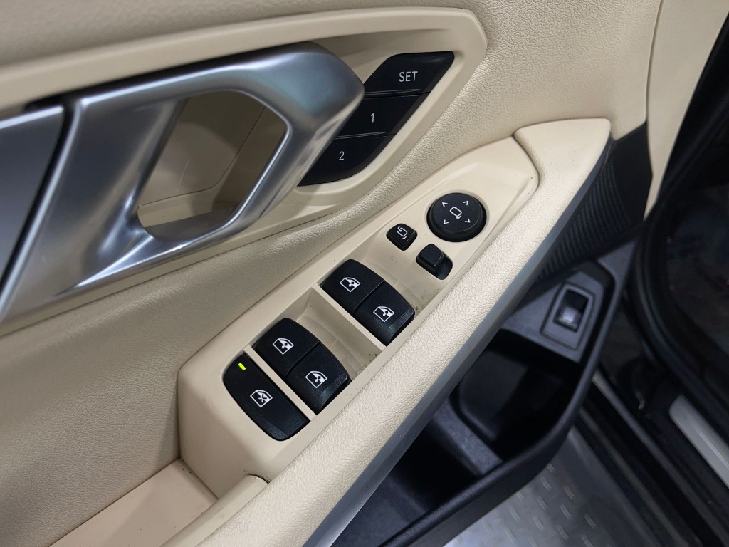 2020 BMW 3 Series Image 15