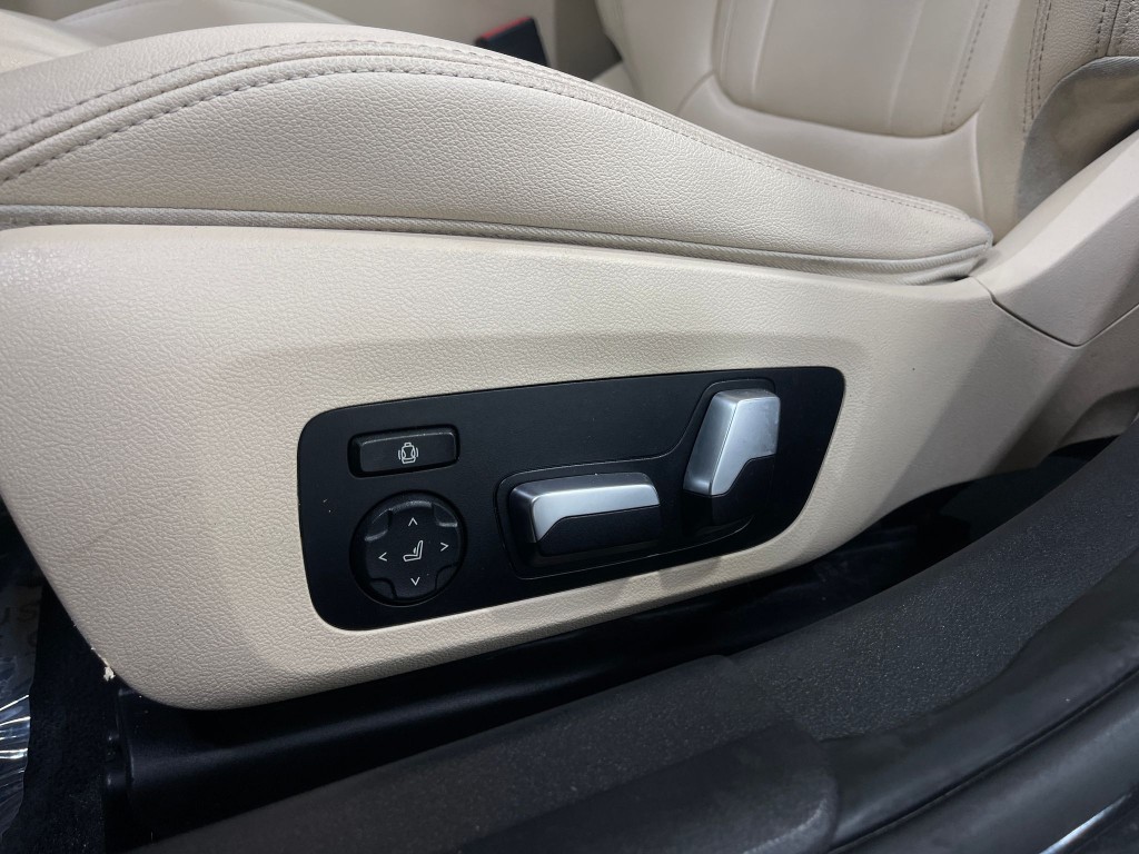 2020 BMW 3 Series Image 16