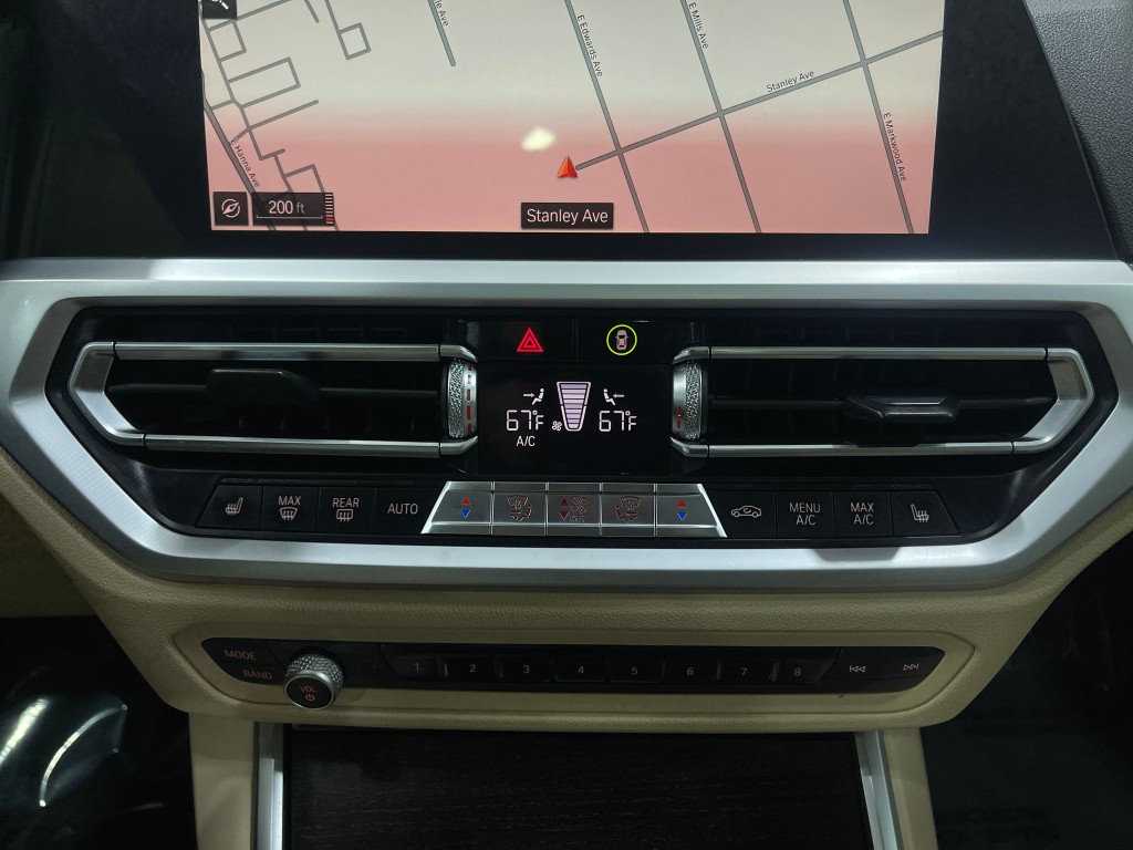 2020 BMW 3 Series Image 24