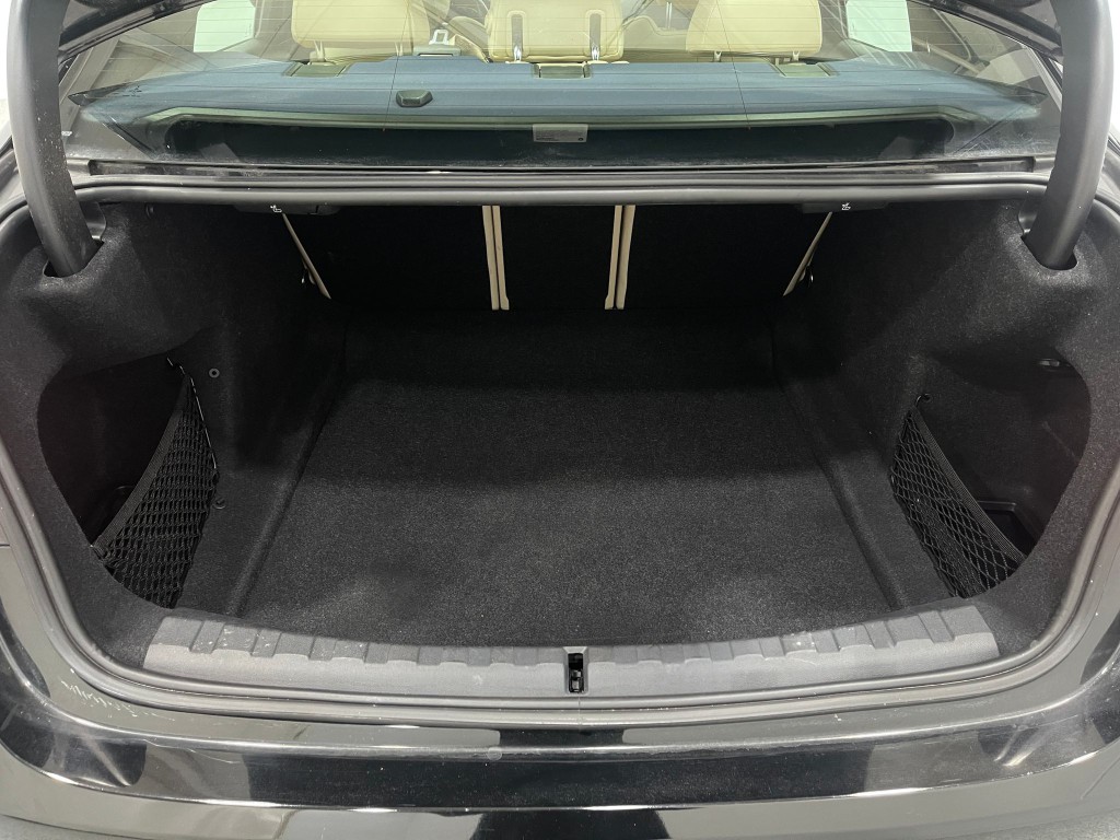 2020 BMW 3 Series Image 27