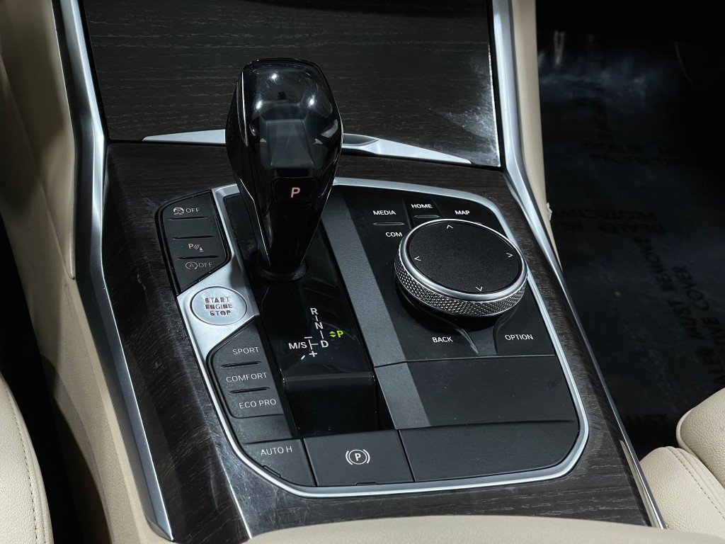 2020 BMW 3 Series Image 29