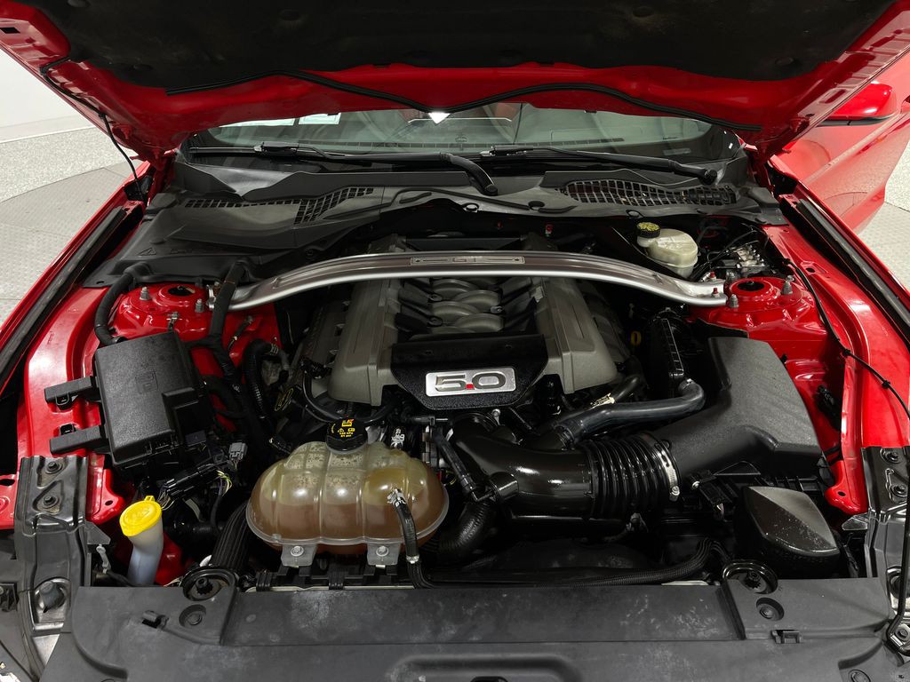 2017 Ford Mustang Image 26