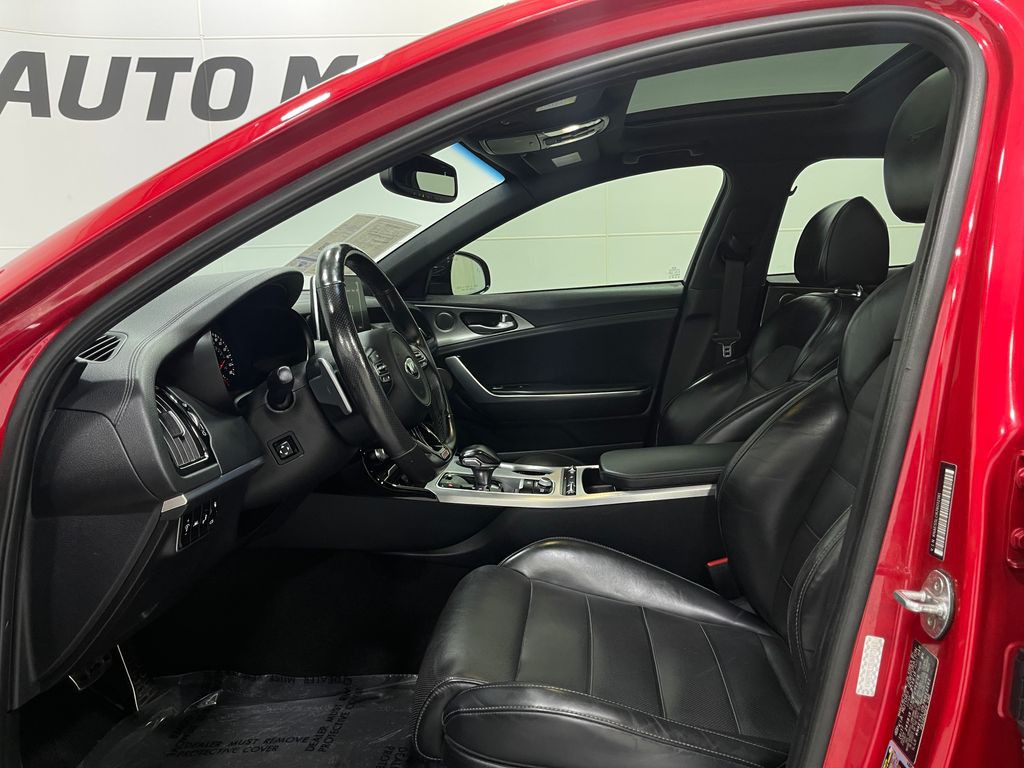 2018 Kia Stinger Image 14