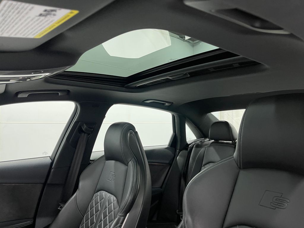 2019 Audi S4 Image 12