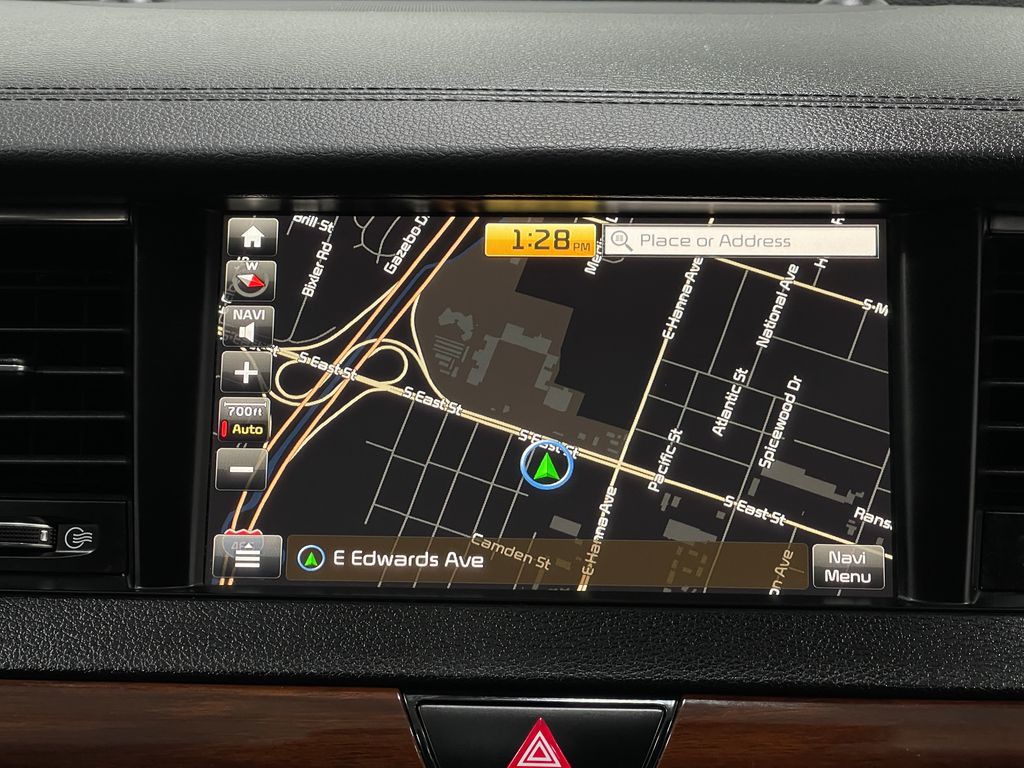 2018 Kia Cadenza Image 10