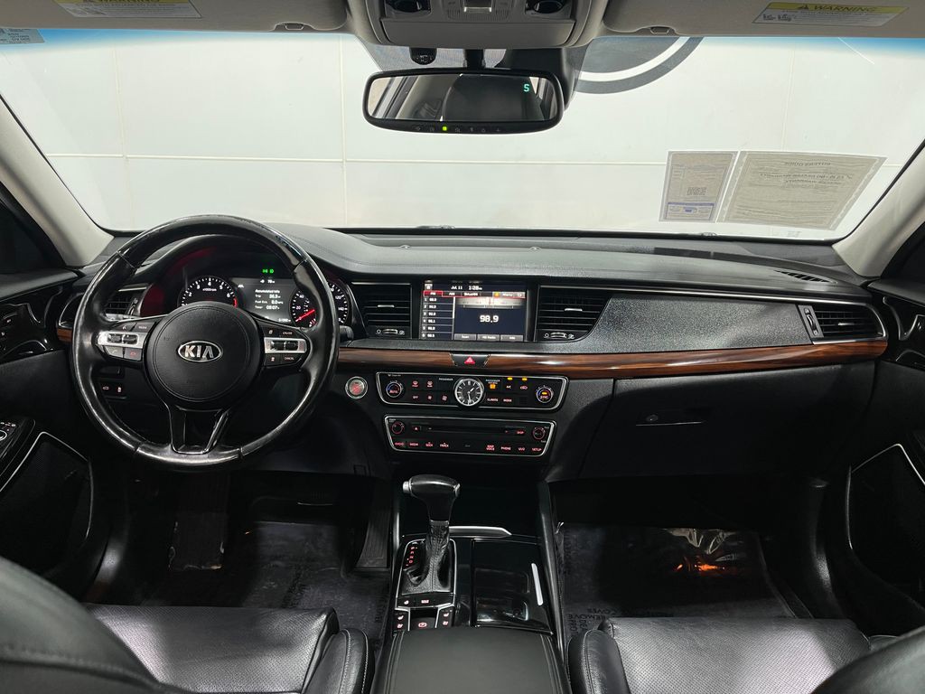 2018 Kia Cadenza Image 20