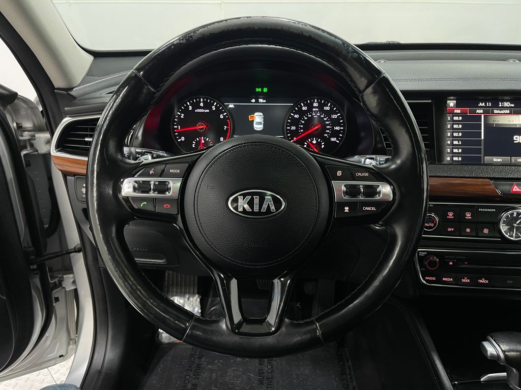 2018 Kia Cadenza Image 23