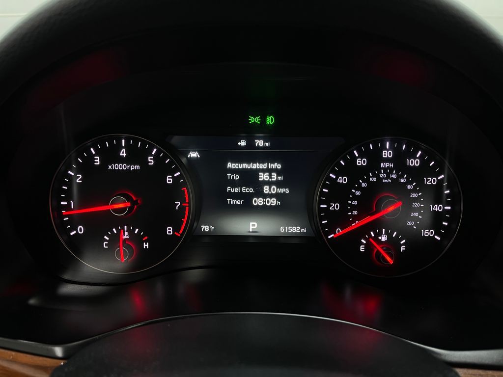 2018 Kia Cadenza Image 24