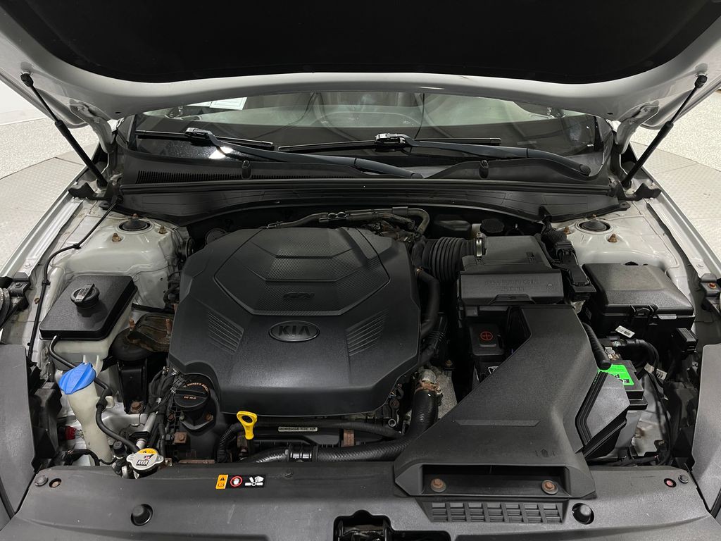 2018 Kia Cadenza Image 28