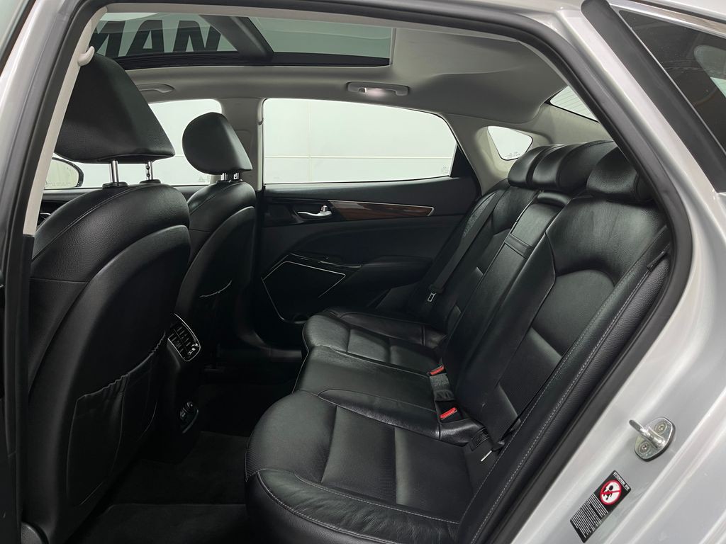 2018 Kia Cadenza Image 31