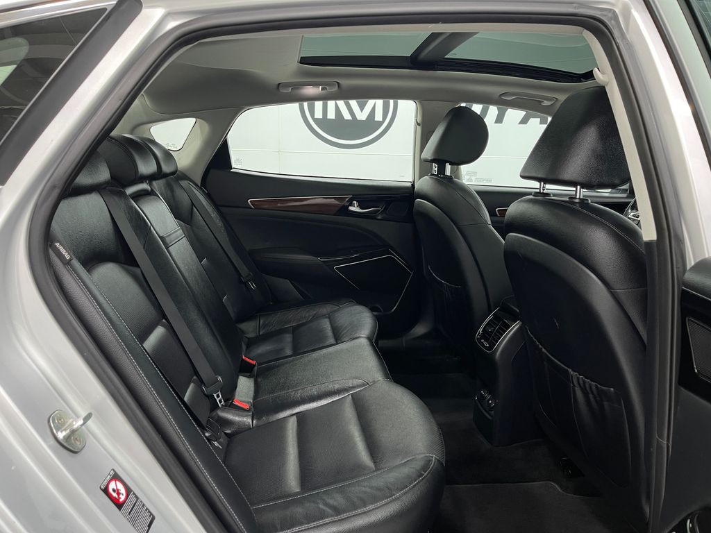 2018 Kia Cadenza Image 32