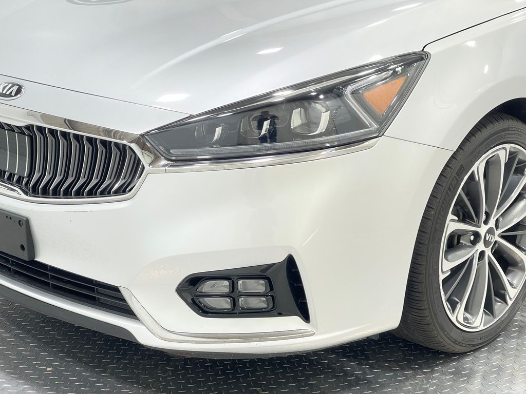 2018 Kia Cadenza Image 34