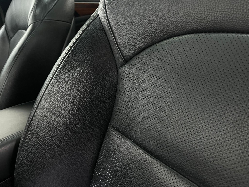 2018 Kia Cadenza Image 20