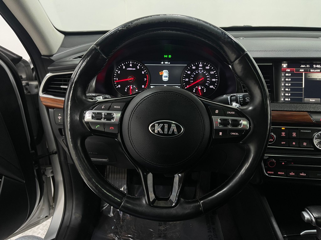 2018 Kia Cadenza Image 24