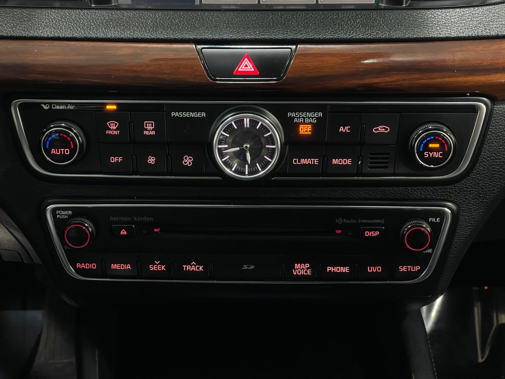 2018 Kia Cadenza Image 27