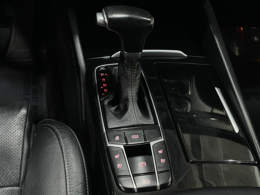 2018 Kia Cadenza Image 31