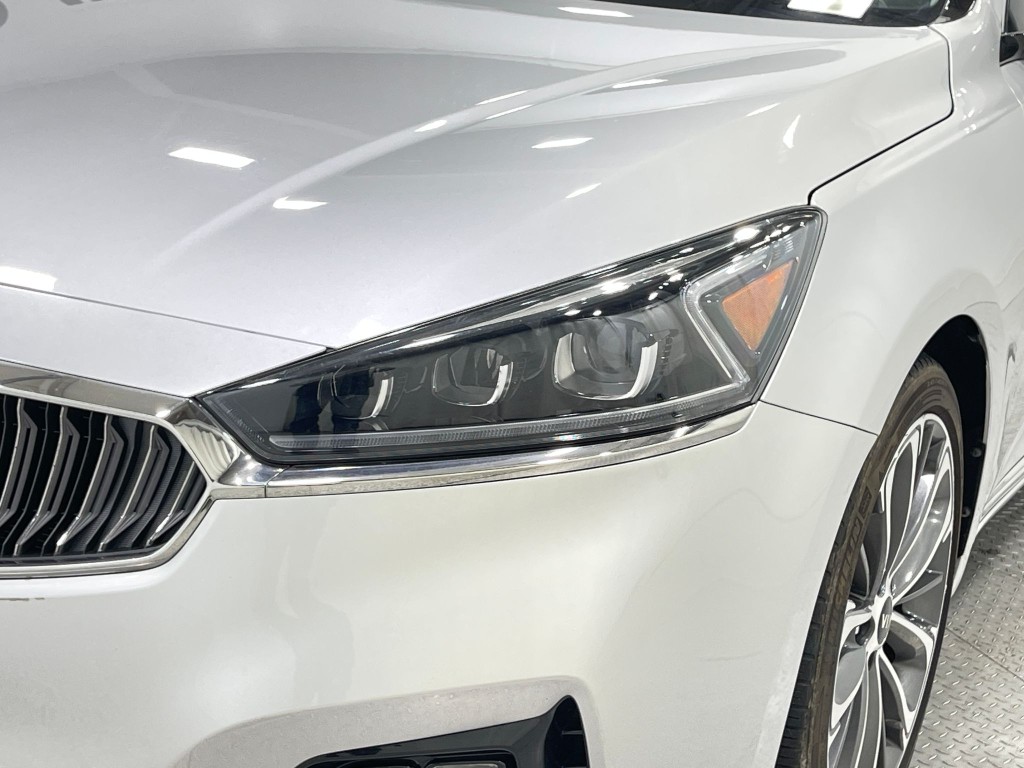 2018 Kia Cadenza Image 35