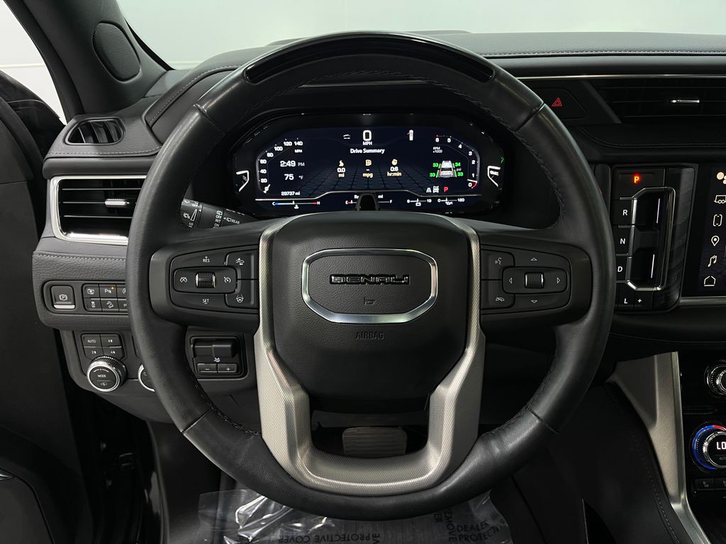 2023 GMC Yukon Image 23