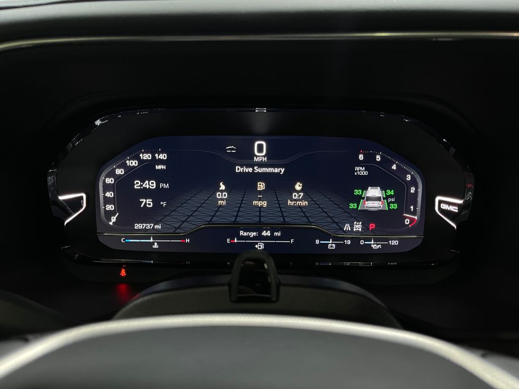 2023 GMC Yukon Image 24