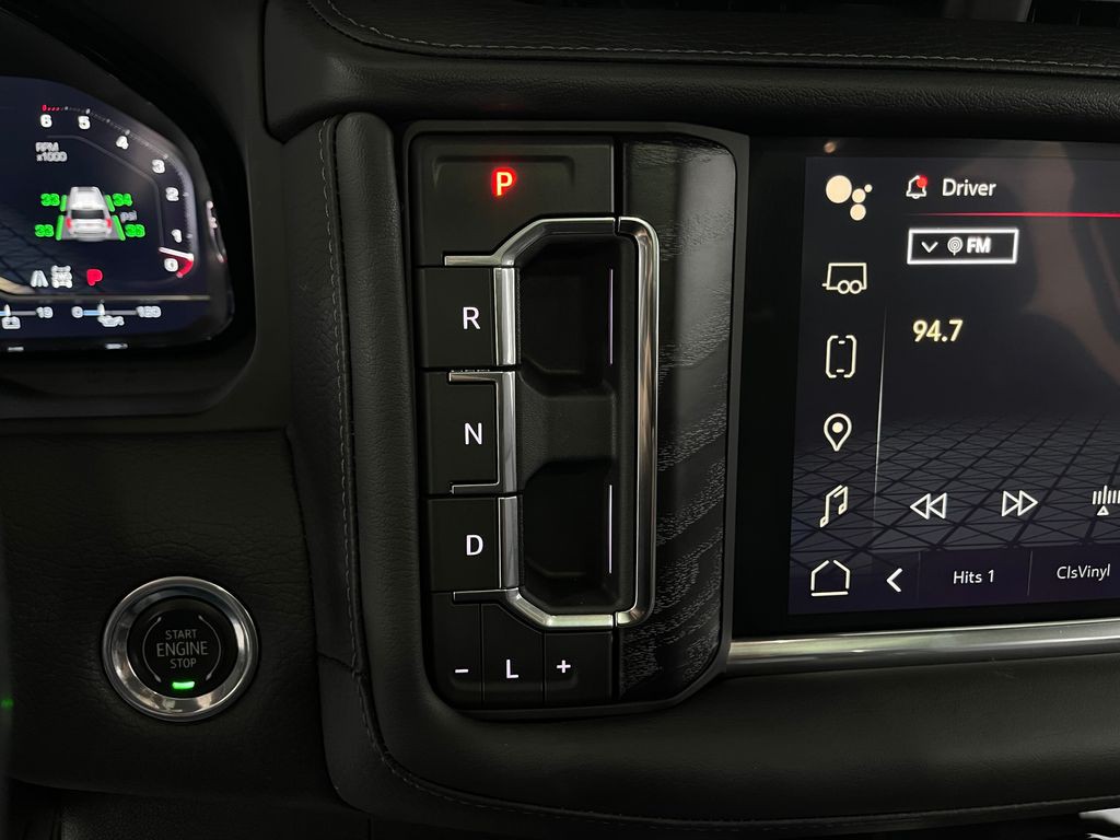 2023 GMC Yukon Image 30