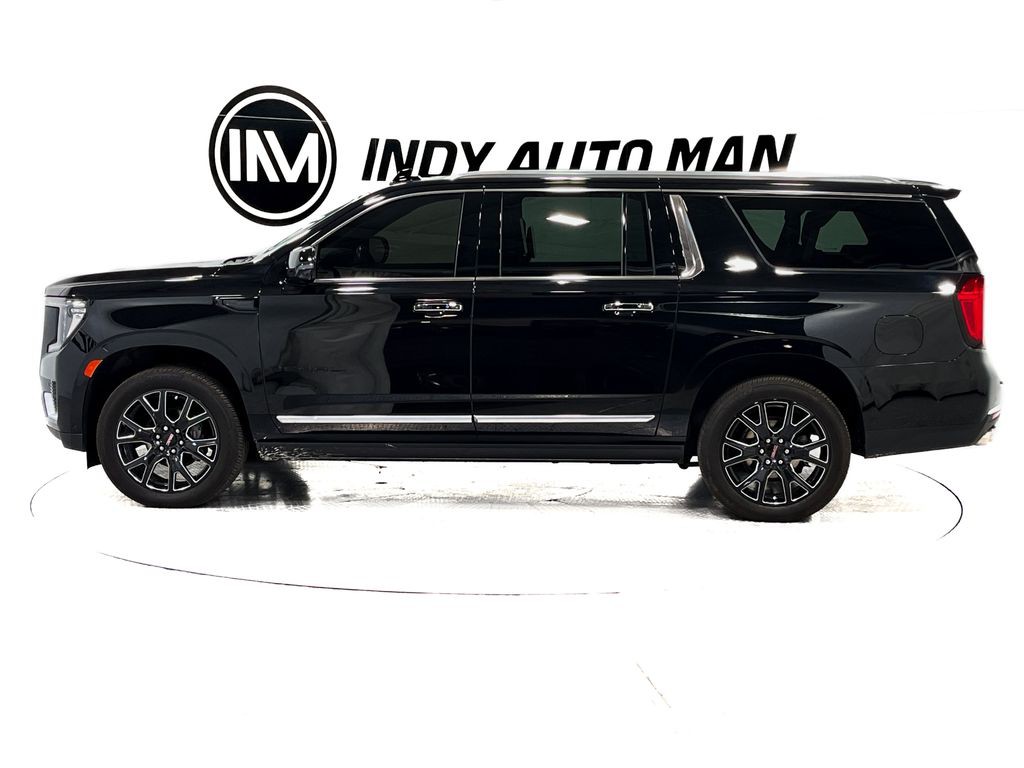 2023 GMC Yukon Image 7