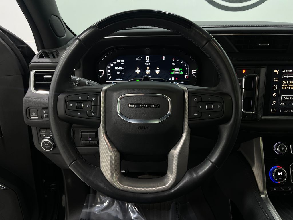 2023 GMC Yukon Image 25