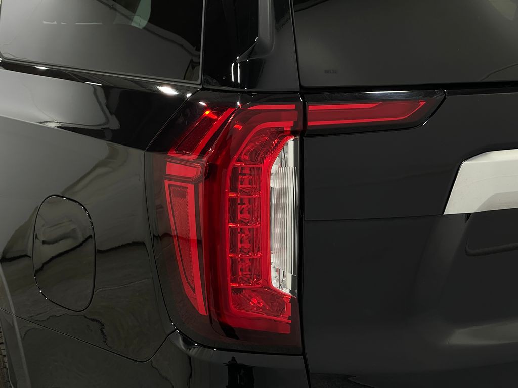 2023 GMC Yukon Image 39