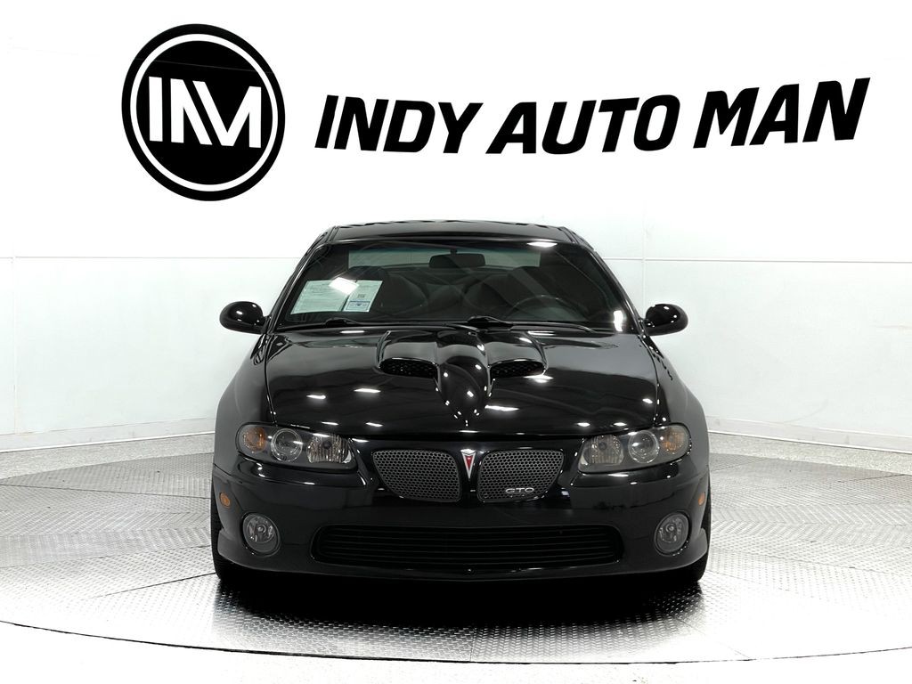 2004 Pontiac GTO Image 9