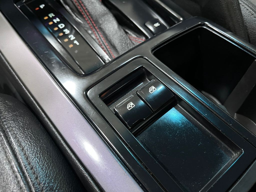 2004 Pontiac GTO Image 13