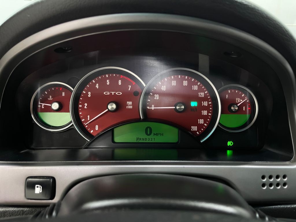 2004 Pontiac GTO Image 21