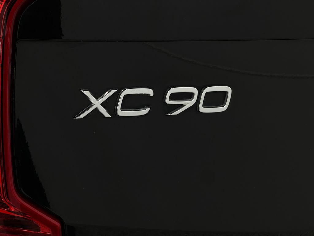 2019 Volvo XC90 Image 40