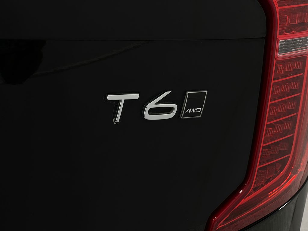 2019 Volvo XC90 Image 41