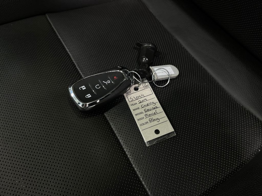2019 Chevrolet Equinox Image 38