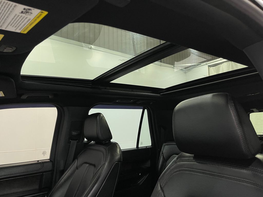 2021 Ford Expedition Image 12
