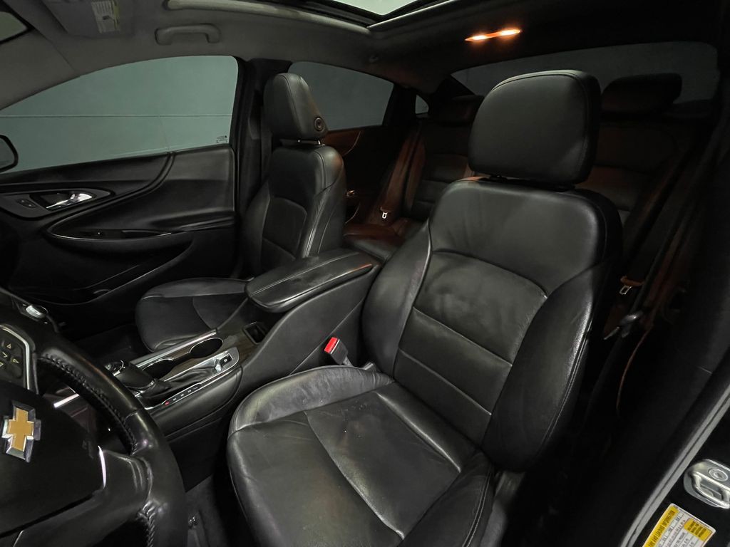 2018 Chevrolet Malibu Image 15