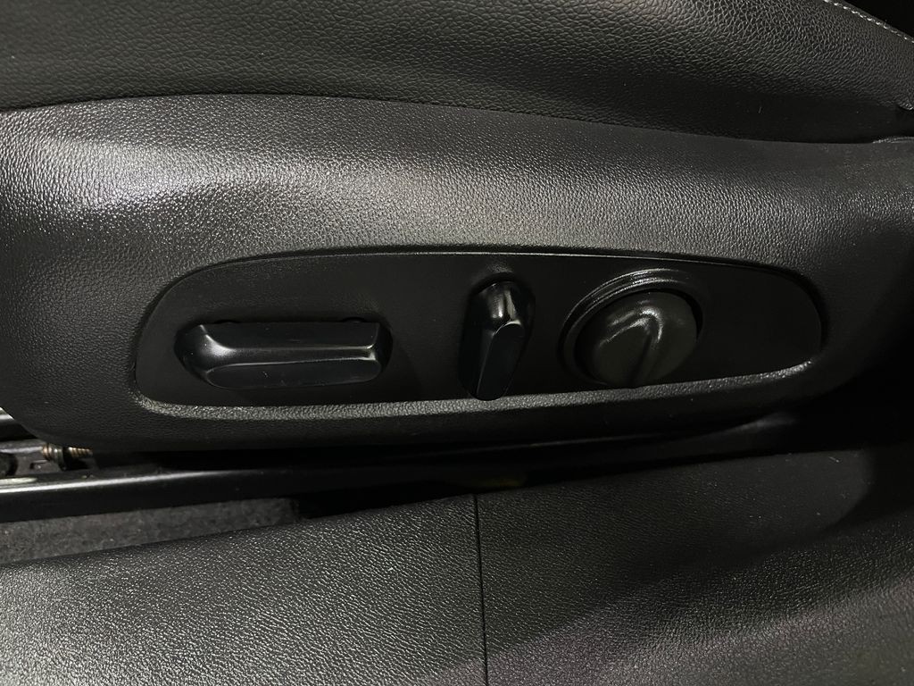 2018 Chevrolet Malibu Image 18