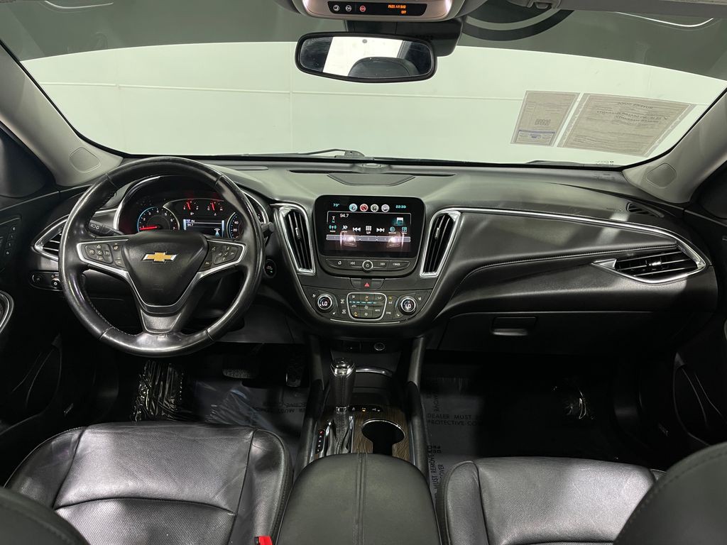 2018 Chevrolet Malibu Image 20