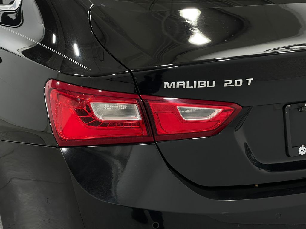 2018 Chevrolet Malibu Image 35