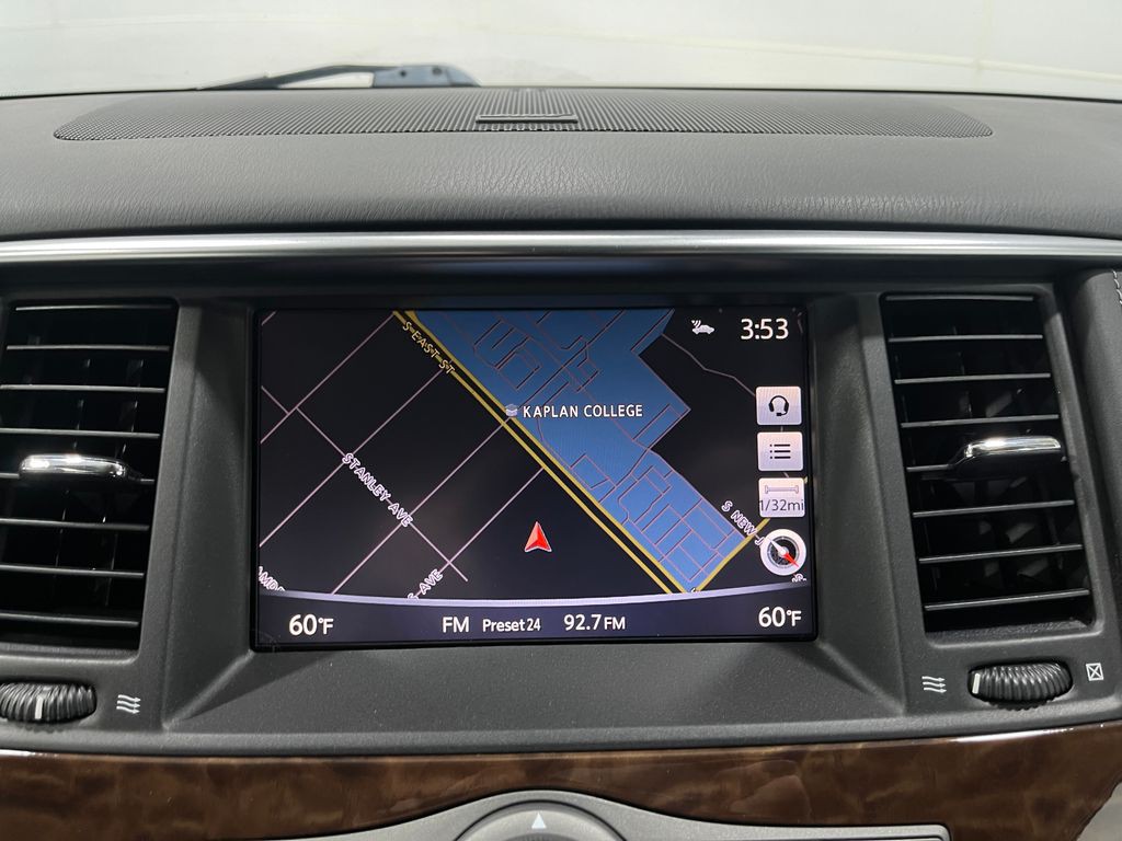 2019 Nissan Armada Image 10