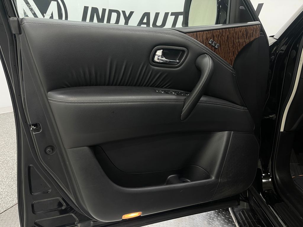 2019 Nissan Armada Image 15