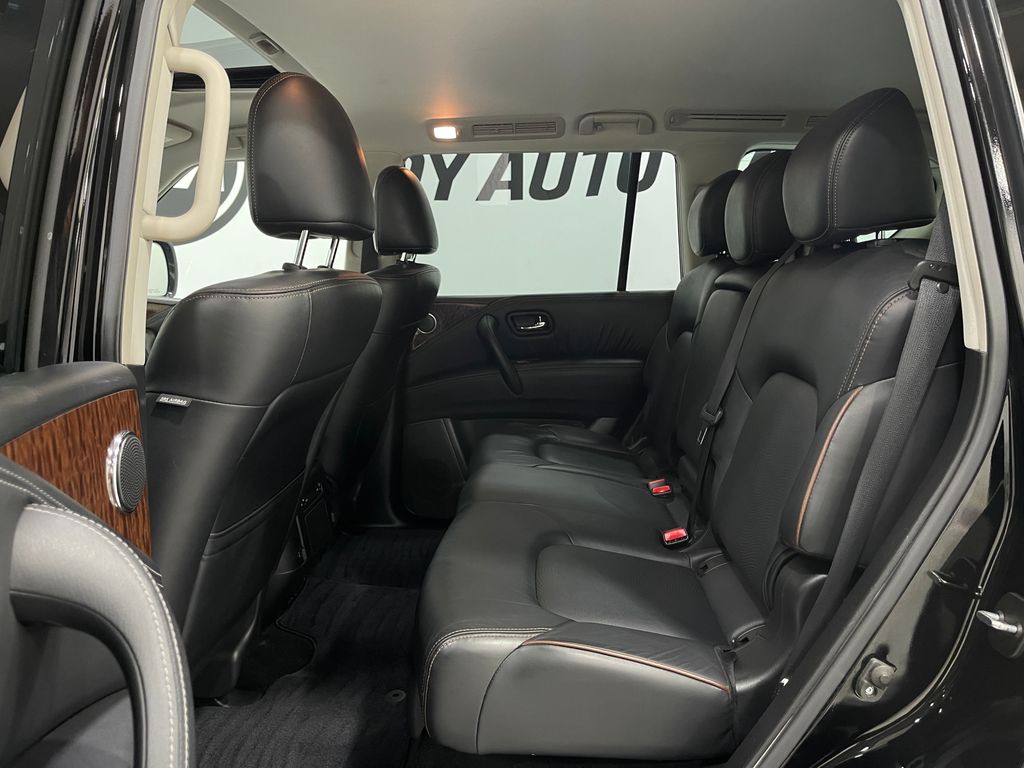 2019 Nissan Armada Image 30