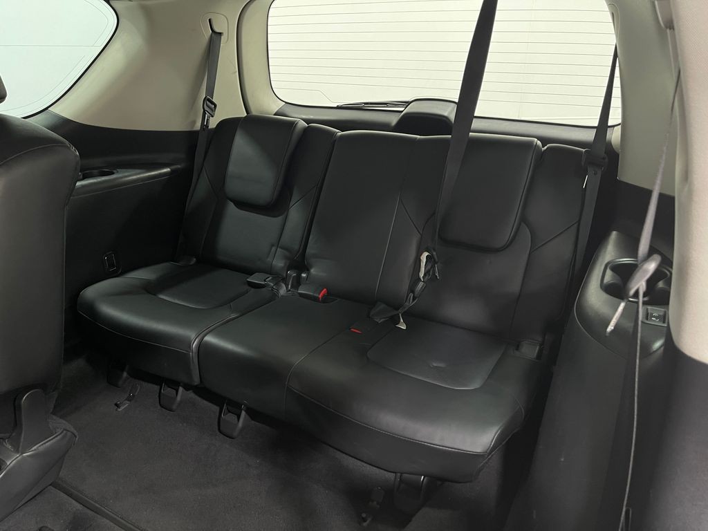 2019 Nissan Armada Image 31