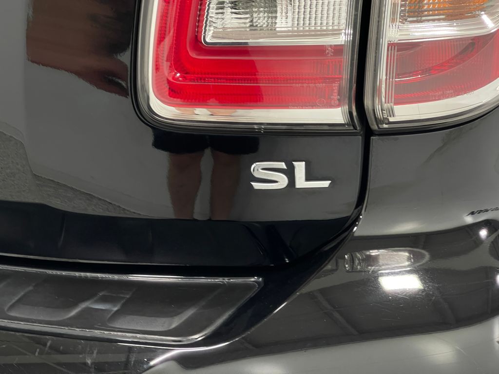 2019 Nissan Armada Image 42