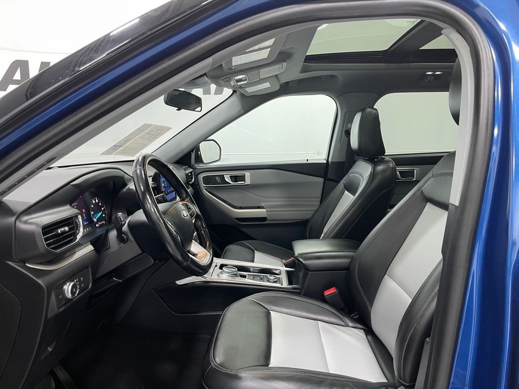 2022 Ford Explorer Image 14