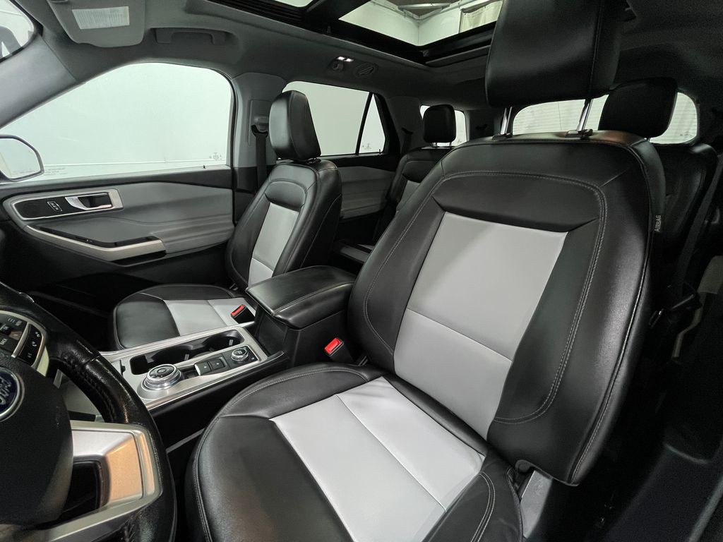 2022 Ford Explorer Image 15