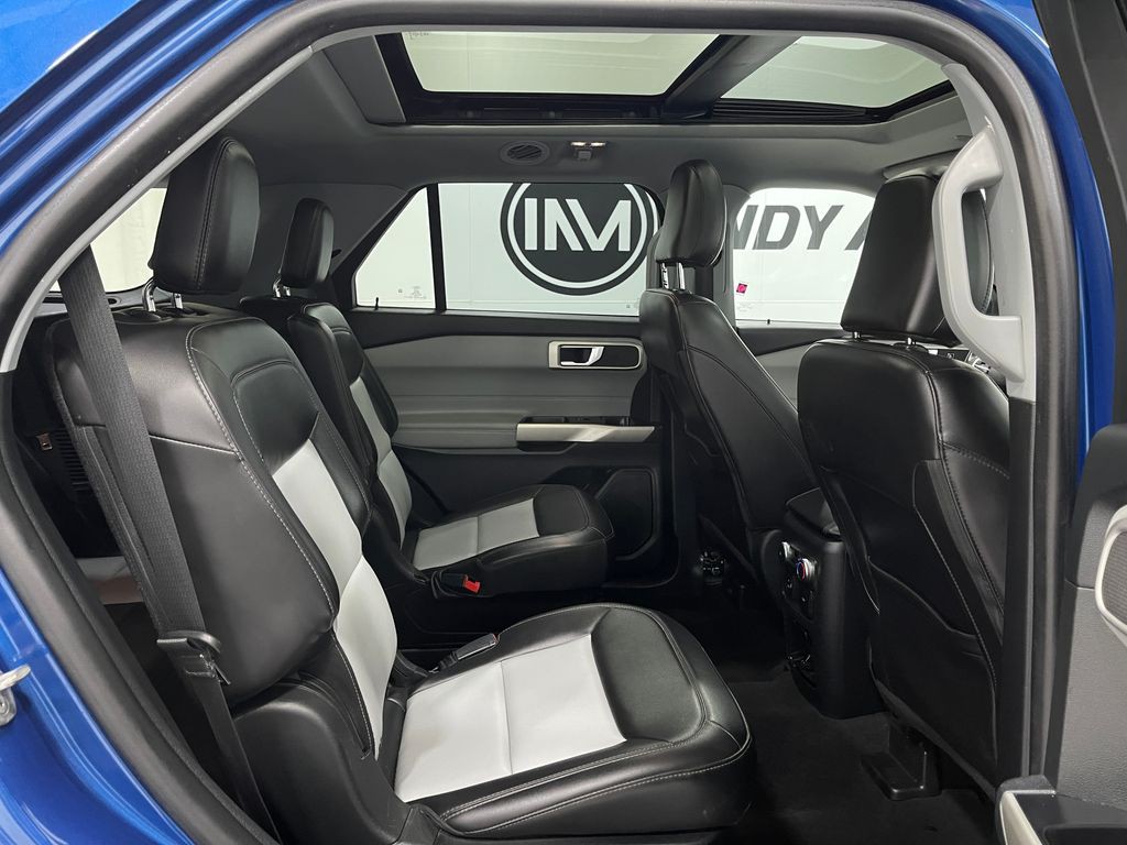 2022 Ford Explorer Image 34