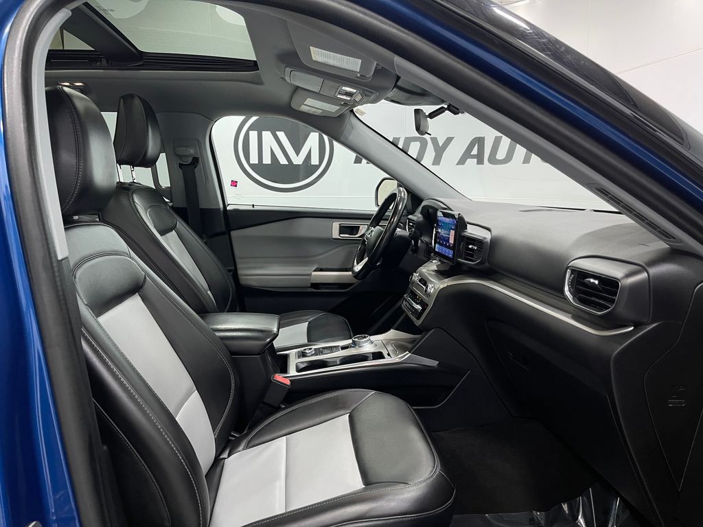 2022 Ford Explorer Image 35